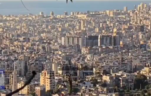 Thumbnail preview image for the video titled: 20 Israeli bombs in 2 minutes targeted the suburb of Beirut