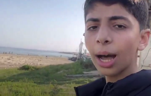 Thumbnail preview image for the video titled: Abdullah al-Yazuri, narrator of the BBC documentary responded to claims that he is not from Gaza due to his fluency in English