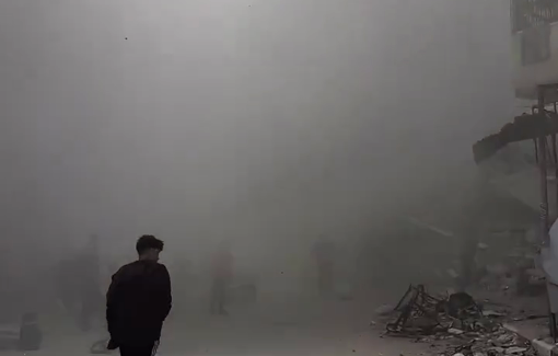 Thumbnail preview image for the video titled: Distraught civilians flee Shujiaya as Israel bombs the area during forced displacement