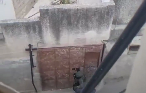 Thumbnail preview image for the video titled: Israeli soldiers arresting a Palestinian from the Al-Safira neighborhood in the town of Beit Furik