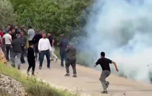 Thumbnail preview image for the video titled: Israeli forces raid Sinjel after settler attacks, fire tear gas at residents, chase journalists