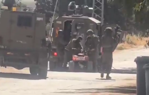 Thumbnail preview image for the video titled: Israeli soldiers raided homes in Beit Dajan, east of Nablus, detaining Palestinian schoolchildren