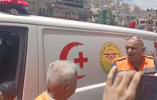 Thumbnail preview image for the video titled: Israeli snipers opened fire at ambulance crews while transporting an injured person in Nablus