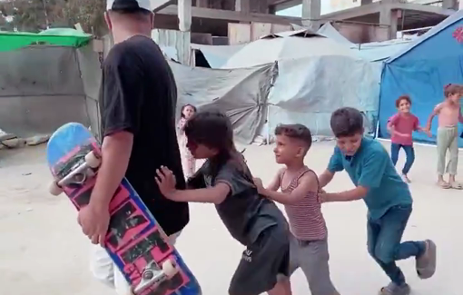 Thumbnail preview image for the video titled: Skateboard diversion for children