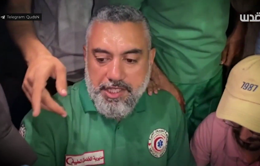 Thumbnail preview image for the video titled: Journalists, paramedics and relatives grieve journalists assassinated by Israel