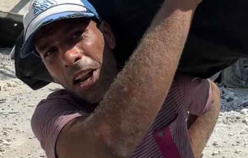 Thumbnail preview image for the video titled: Residents of Al-Amal neighborhood inspect the destruction of their town continued gunfire