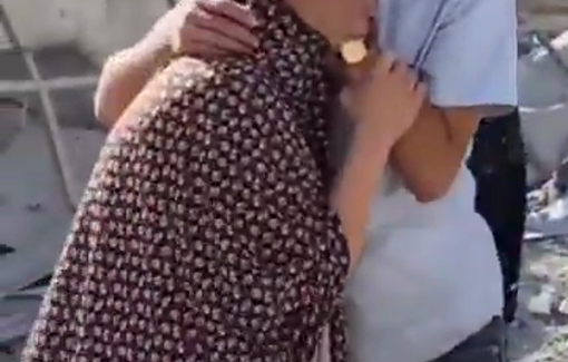 Thumbnail preview image for the video titled: "Everything is gone" Mother laments the destruction of her home in Gaza City