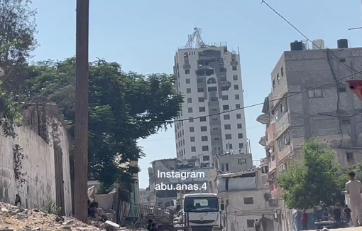 Thumbnail preview image for the video titled: Israel bombs and destroys Al-Ghifari Tower