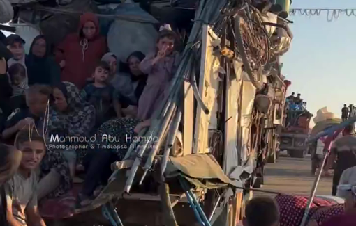 Thumbnail preview image for the video titled: Israeli bombardment pushes continued displacement from Gaza City