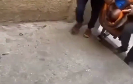 Thumbnail preview image for the video titled: Rescue team blocked by Israeli soldiers while trying to save Mohammad Dawood