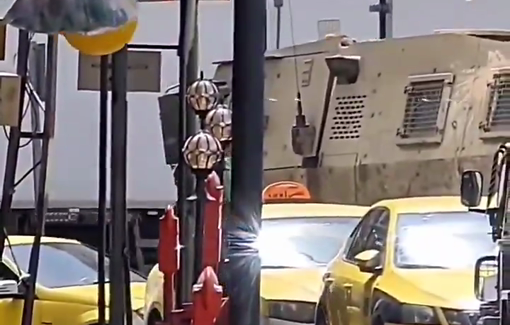 Thumbnail preview image for the video titled: Israeli forces steal large sums of money and belongings from the Gulf Exchange in Ras al-Joura, Hebron. May 27