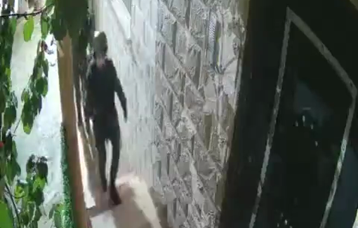 Thumbnail preview image for the video titled: CCTV shows Israeli occupation soldiers raiding homes and terrorizing residents in Barta'a