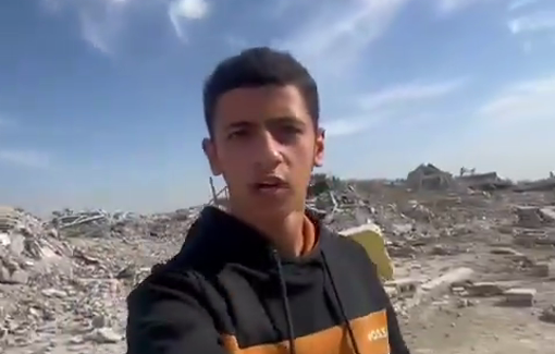 Thumbnail preview image for the video titled: The Israeli army, despite the ceasefire, targets those who exceed the yellow blocks