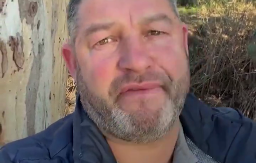 Thumbnail preview image for the video titled: Ofer Winter, an Israeli far-right influencer attacks protesters in Jaffa after the settler assault of a pregnant Arab woman