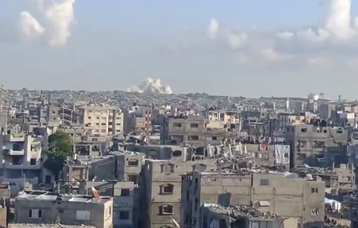 Thumbnail preview image for the video titled: Israeli forces detonated residential buildings in the eastern part of Khan Younis despite the ceasefire
