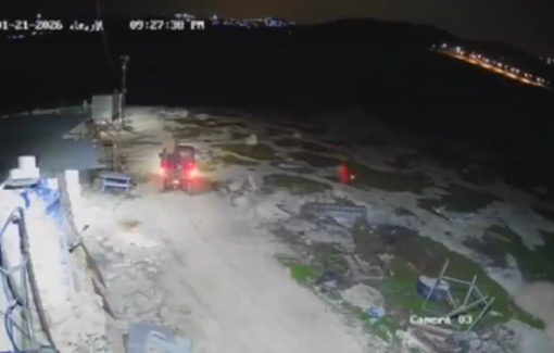 Thumbnail preview image for the video titled: Israeli settlers carry out rampage attacks in Khirbet al-Marajim near the town of Duma