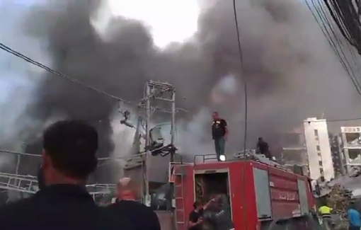 Thumbnail preview image for the video titled: Several killed and many injured after an Israeli strike hit a residential building near Jabal Amel Hospital