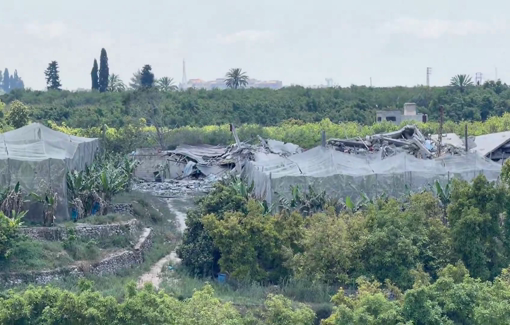 Thumbnail preview image for the video titled: Israeli airstrike on Abbasiyeh