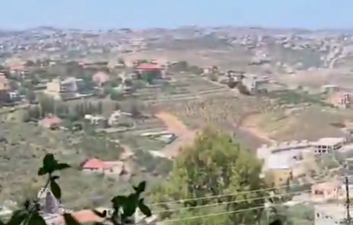 Thumbnail preview image for the video titled: Israeli airstrike on the town of Aarab Salim, Lebanon, despite the ceasefire