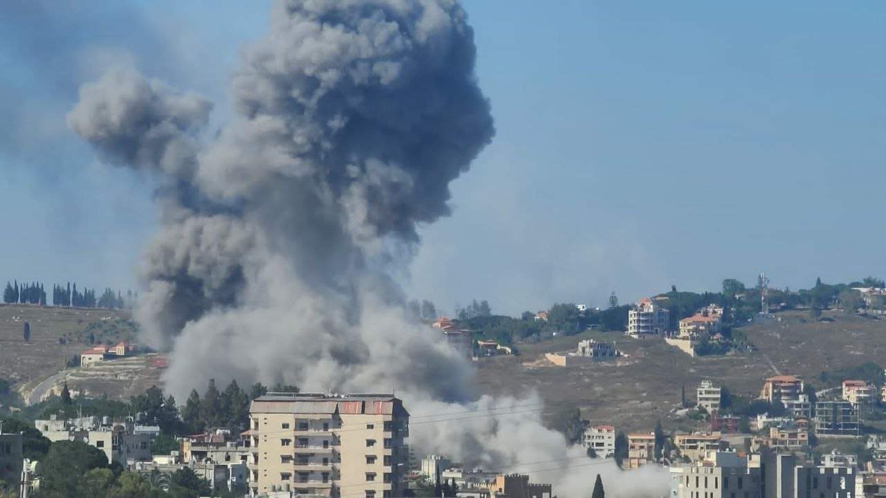 Thumbnail preview image for the video titled: Nabatieh city and upper Nabatieh (Faouqa) under heavy Israeli airstrikes