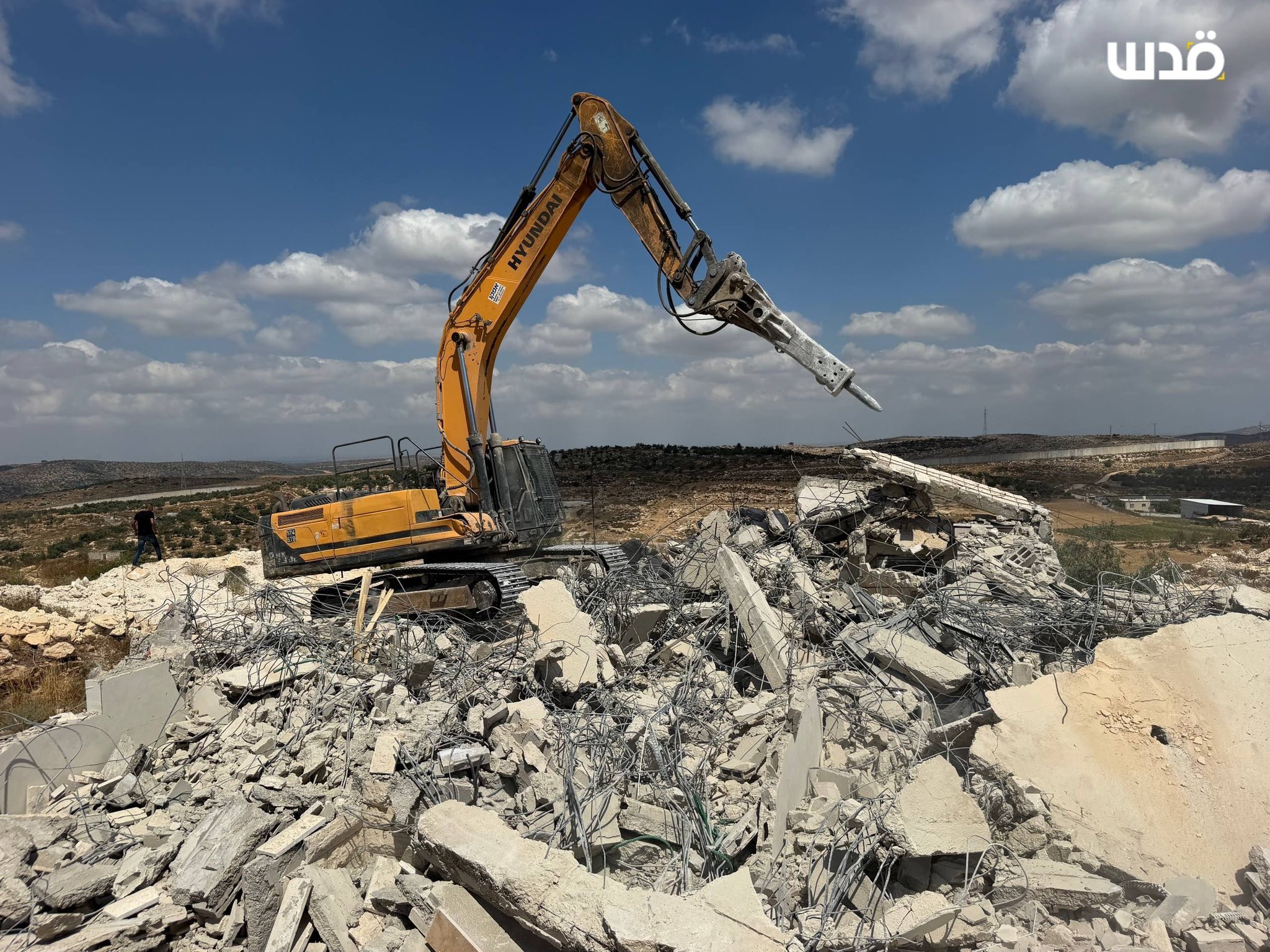 Thumbnail preview image for the video titled: A new Palestinian family was left homeless after Israeli bulldozers tore down their home in Idhna