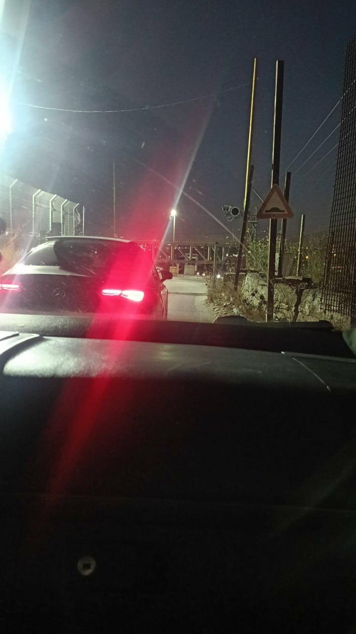 Thumbnail preview image for the video titled: Israeli forces close the gate of the town of Atara