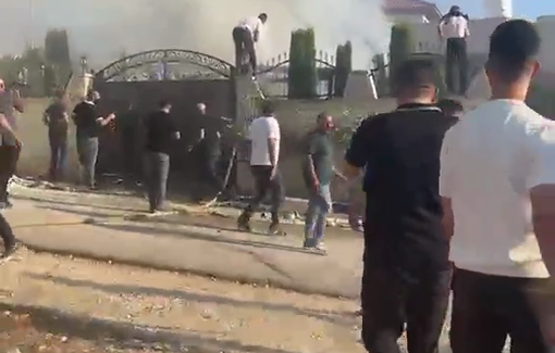 Thumbnail preview image for the video titled: Settlers set fire to homes in the village of Sarra, in the Nablus area, after the massacre in Tell this morning