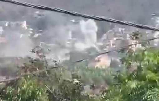 Thumbnail preview image for the video titled: Israeli occupation artillery shelled locations in the town of Al-Mansouri
