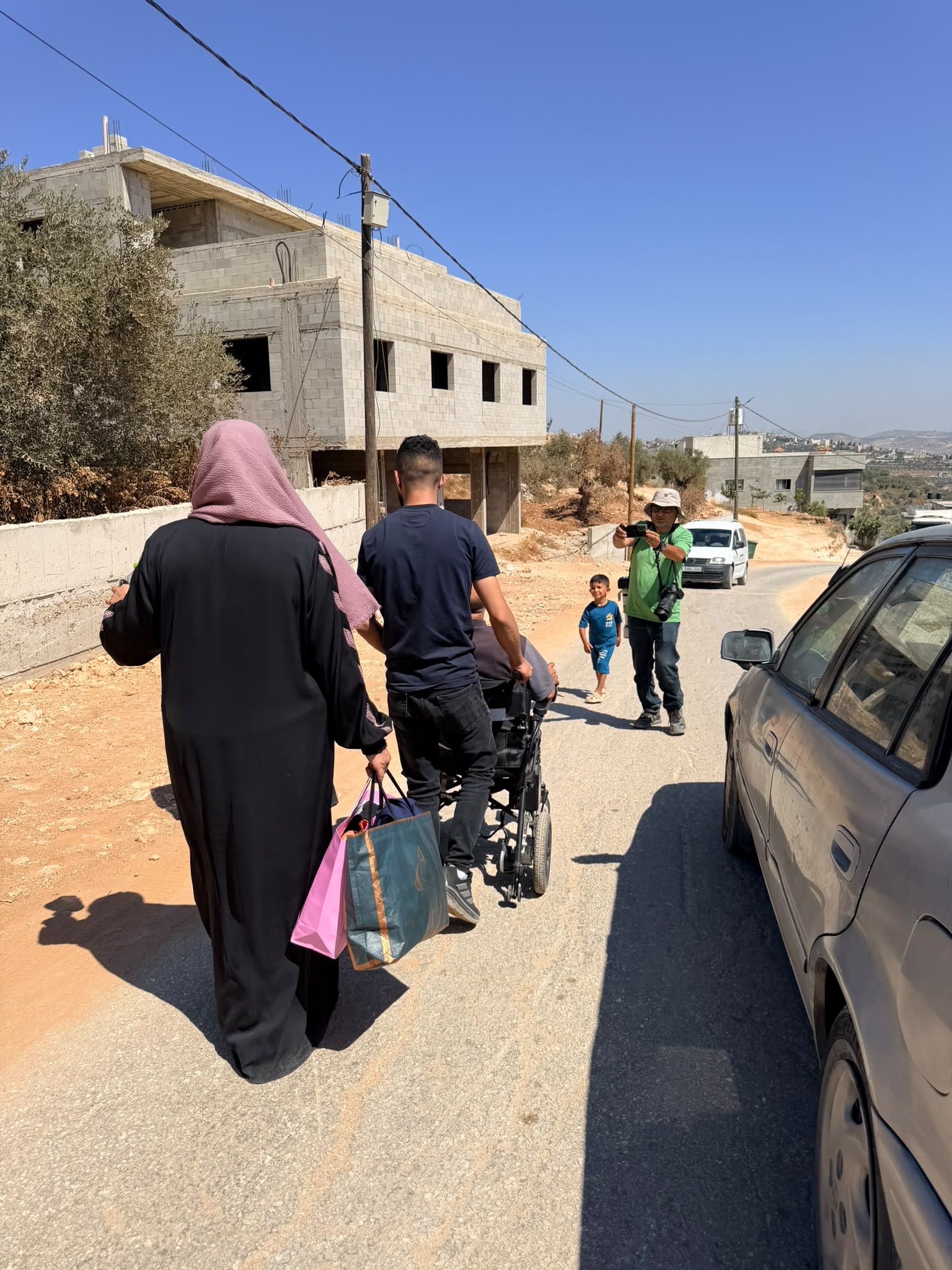 Thumbnail preview image for the video titled: Hundreds of soldiers evacuated 16 Qusra families from their homes on the pretext of preventing “friction” with settlers