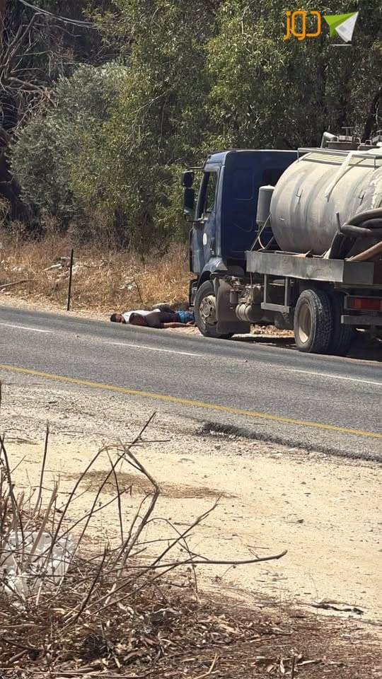 Thumbnail preview image for the video titled: Israeli forces held a wastewater truck and mistreat residents in Huwara, south of Nablus