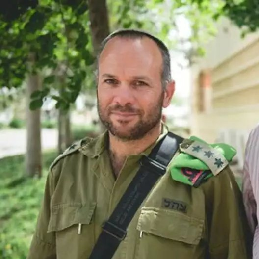 Thumbnail preview image for the video titled: Nochi Mendel, responsible for the WCK massacre, signed a petition calling for Gaza to be starved—and was later celebrated by Israeli leaders