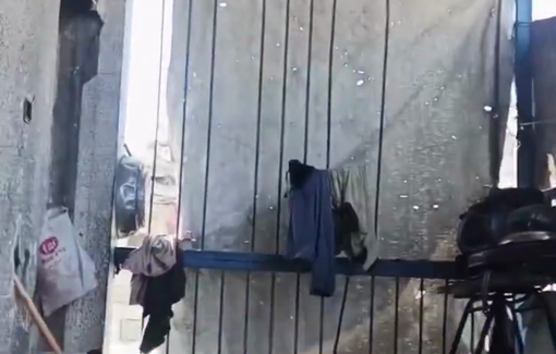 Thumbnail preview image for the video titled: Heavy Israeli gunfire in North Gaza