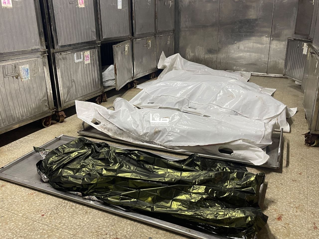 Thumbnail preview image for the video titled: Bodies of 5 Palestinians killed in their sleep by Israeli bombing of their residence