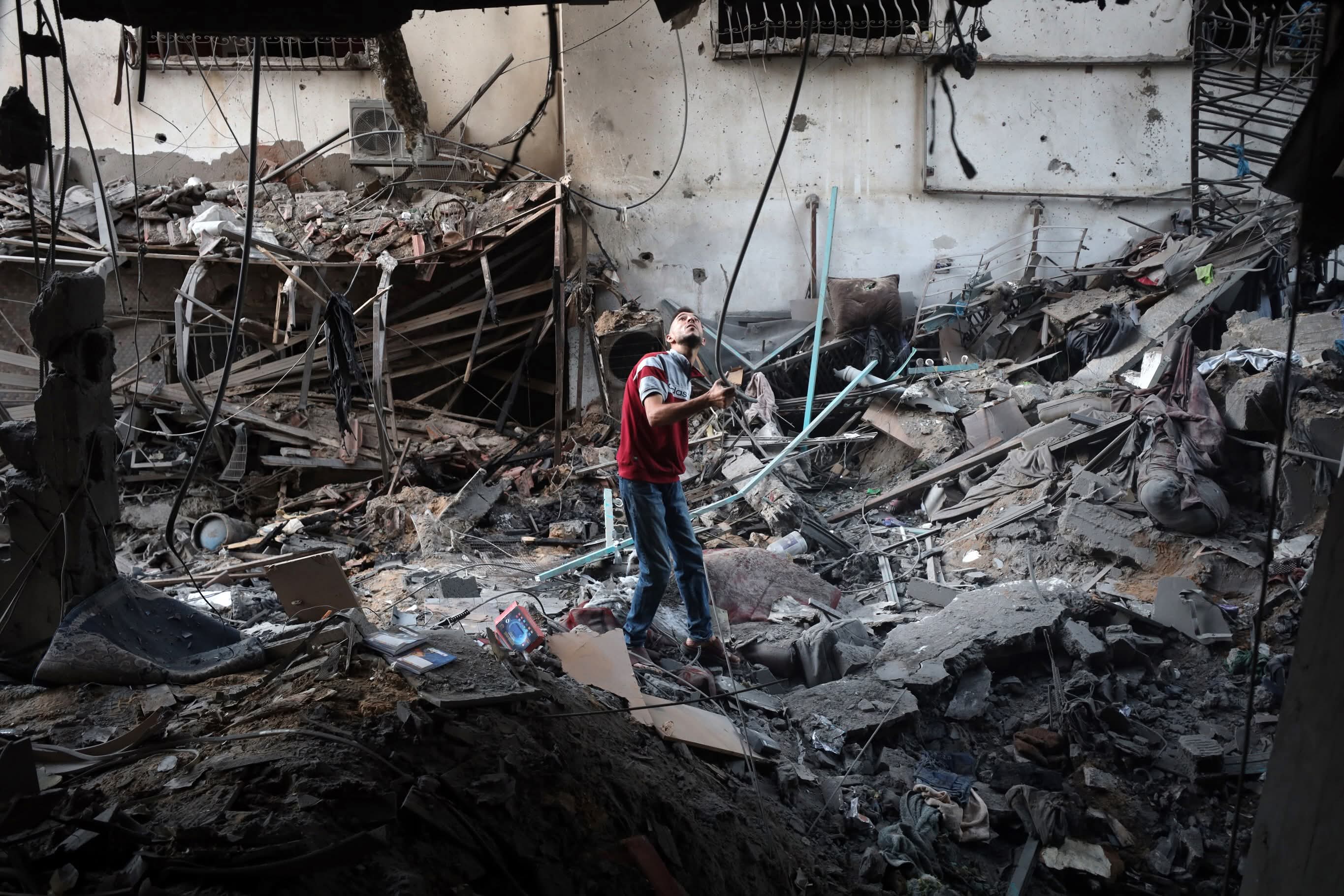 Thumbnail preview image for the video titled: Extensive destruction of residential building bombed by Israel in western Gaza City