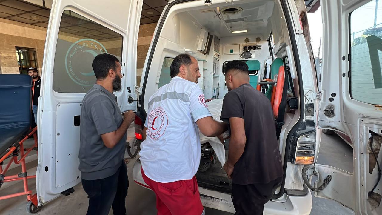 Thumbnail preview image for the video titled: Casualties brought to Nasser hospital after Israel struck a tent in Al-Mawasi