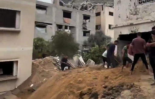 Thumbnail preview image for the video titled: Extensive destruction of houses following Israeli night bombing
