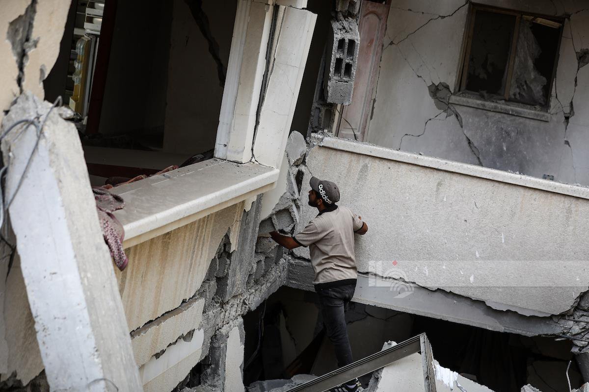 Thumbnail preview image for the video titled: Extensive destruction of houses following Israeli night bombing